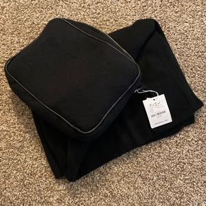 Fred Segal Cashmere black Blanket and Pouch NWT